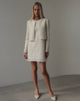 Robe courte sans manches en dentelle