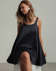 Vestido trapecio de satén Midnight Shine