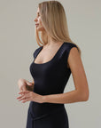 Robe midi noire asymétrique