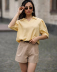 Short à pinces couleur latte