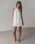 Mini-robe col licou ornée de sequins