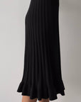 Robe midi noire en maille côtelée à boutons cristal