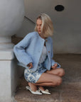Minirock mit blauem Blumenmuster