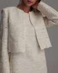 Robe courte sans manches en dentelle