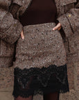 Minigonna in tweed con pizzo