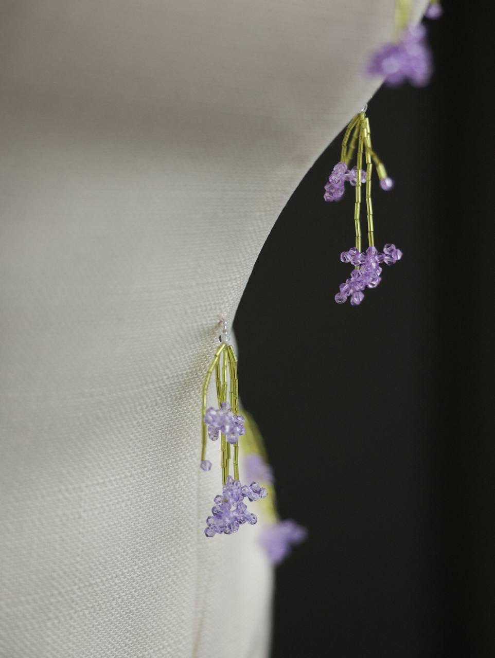 Elfenbeinfarbenes Midikleid Delicate Blooms