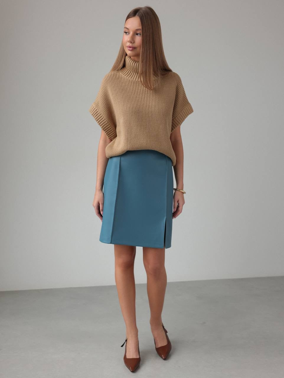 Jupe en simili-cuir bleu canard