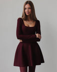 Abito in maglia svasato bordeaux