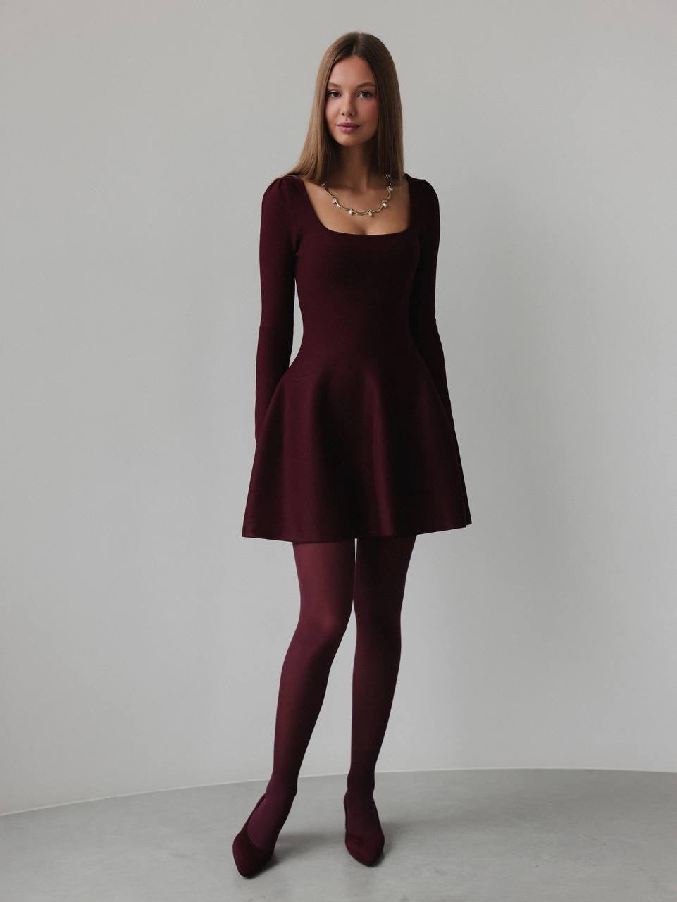 Abito in maglia svasato bordeaux