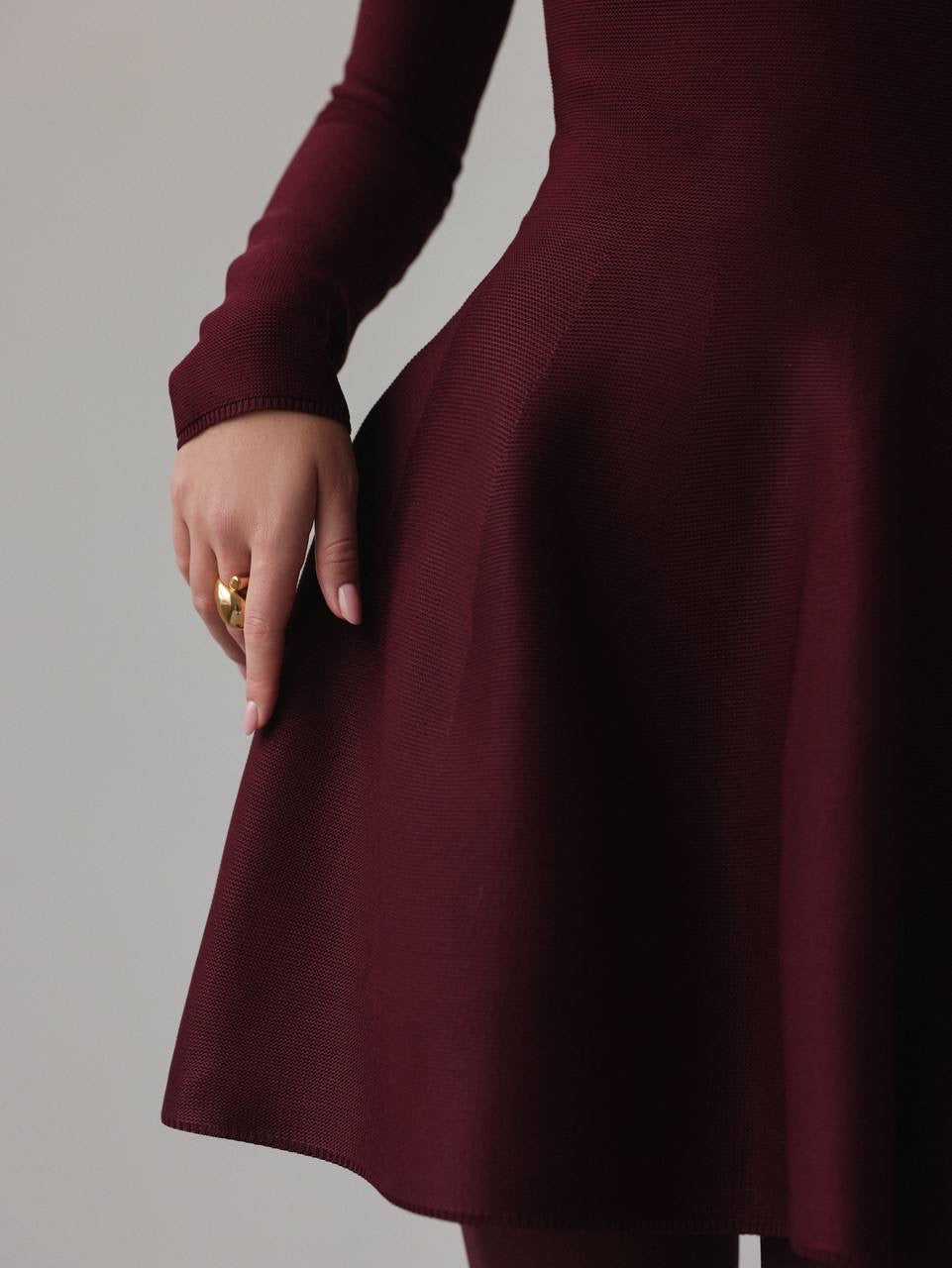 Abito in maglia svasato bordeaux