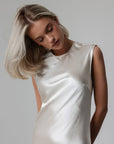 Robe nuisette en satin champagne