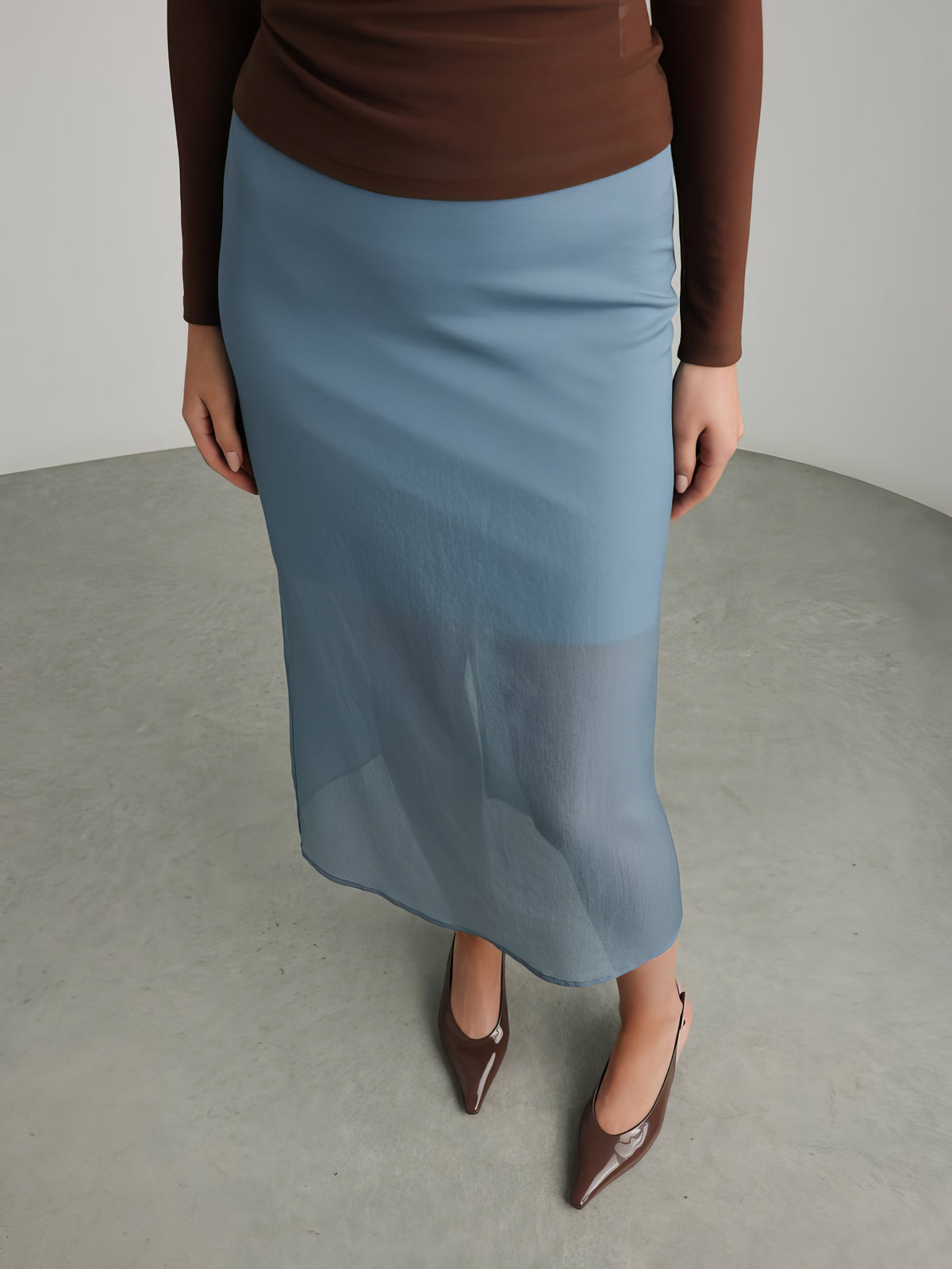Blusa marrón con detalle cruzado