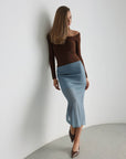 Blusa marrón con detalle cruzado