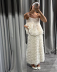 Ensemble péplum blanc orné de fleurs Flora