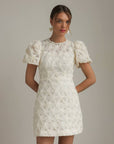 Vestido corto con textura Fleur