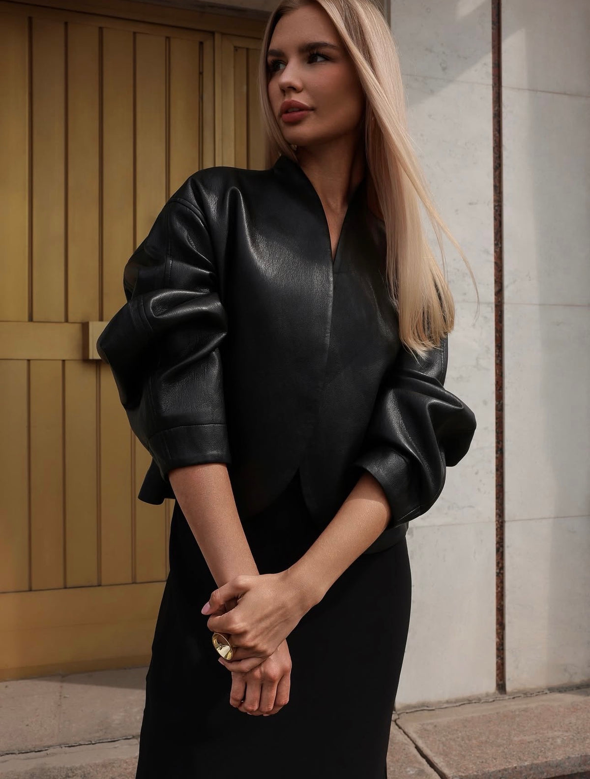 Veste en cuir drapée Minuit