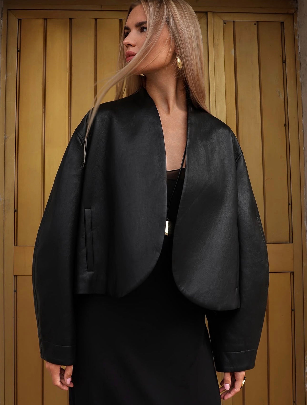 Veste en cuir drapée Minuit