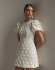 Vestido corto con textura Fleur