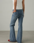 Jeans a zampa in denim slavato