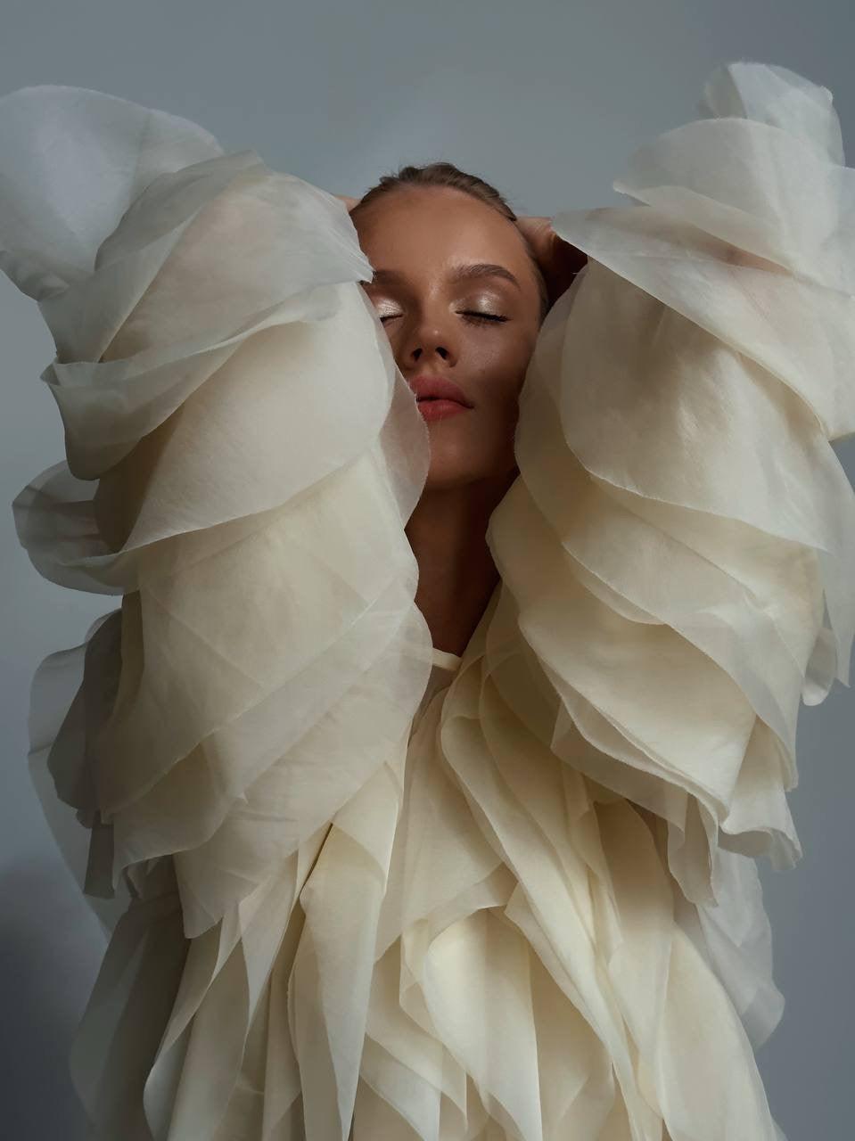 Elegant Ruffled Blouse - Maelle Paris