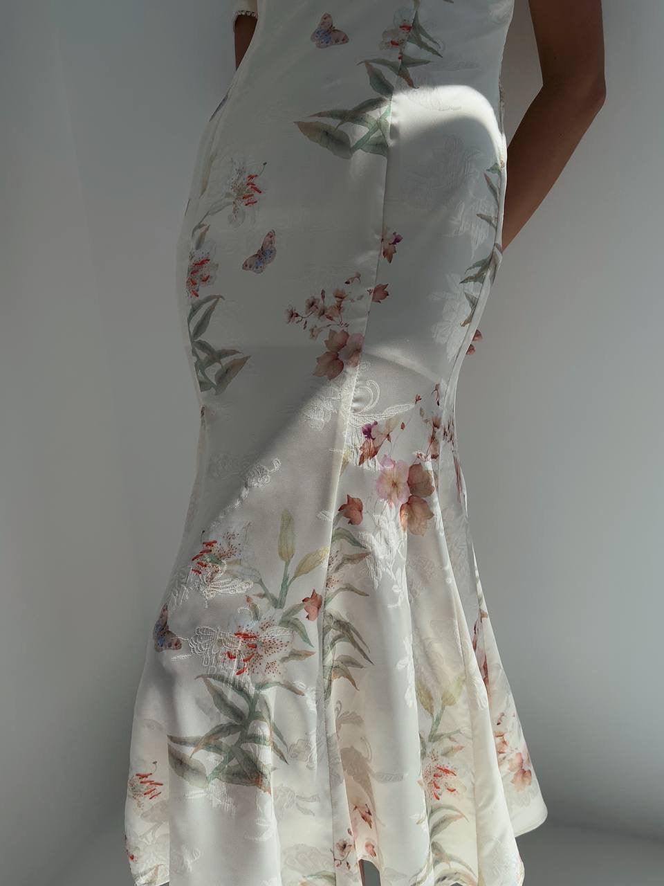 Elegant White Floral Print Dress - Maelle Paris