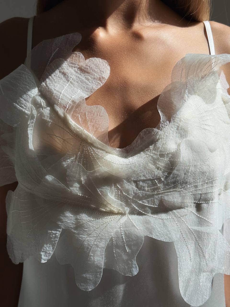 Elegant Chic White Midi Dress - Maelle Paris