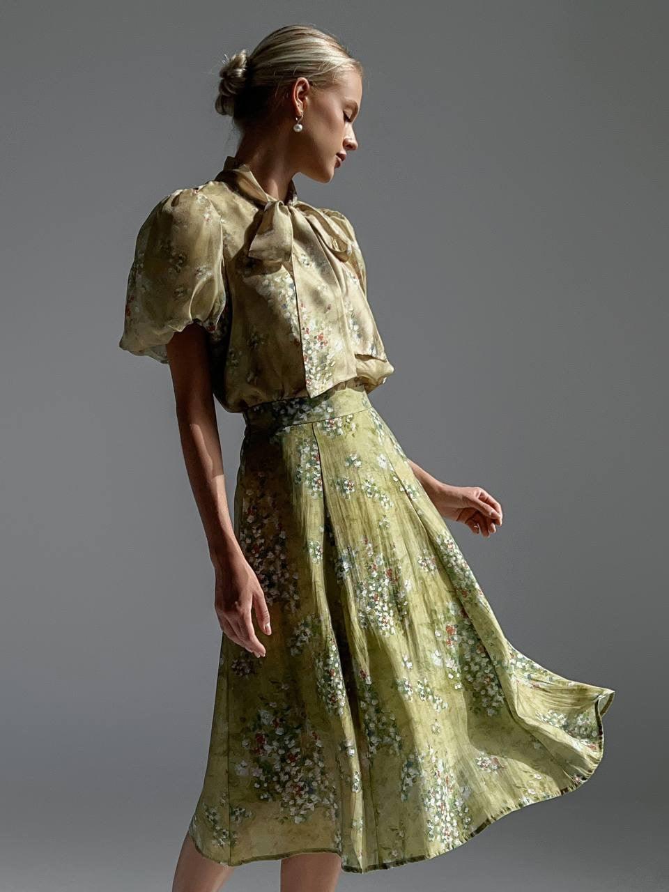 Elegant Floral Midi Suit - Maelle Paris