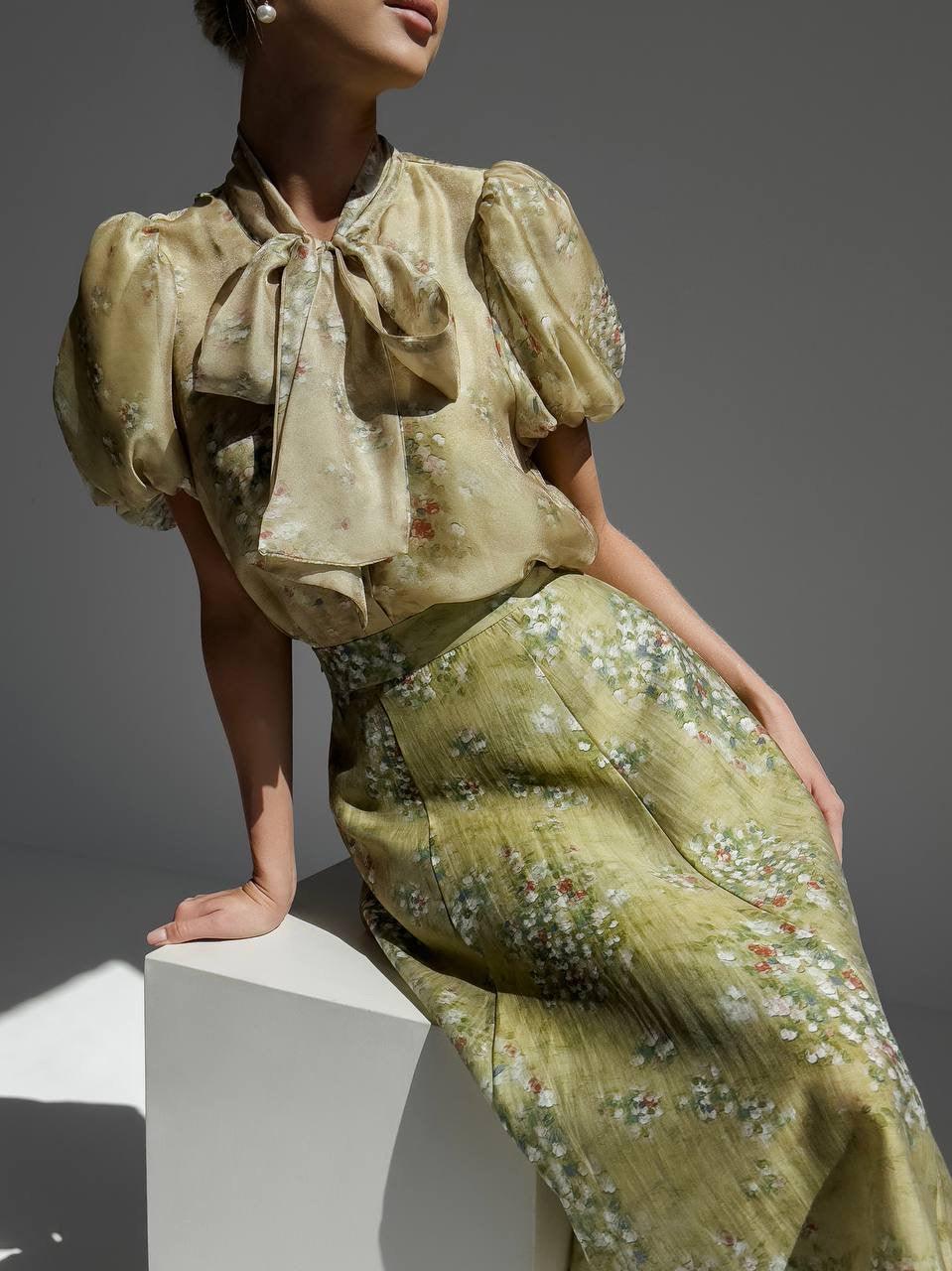 Elegant Floral Midi Suit - Maelle Paris