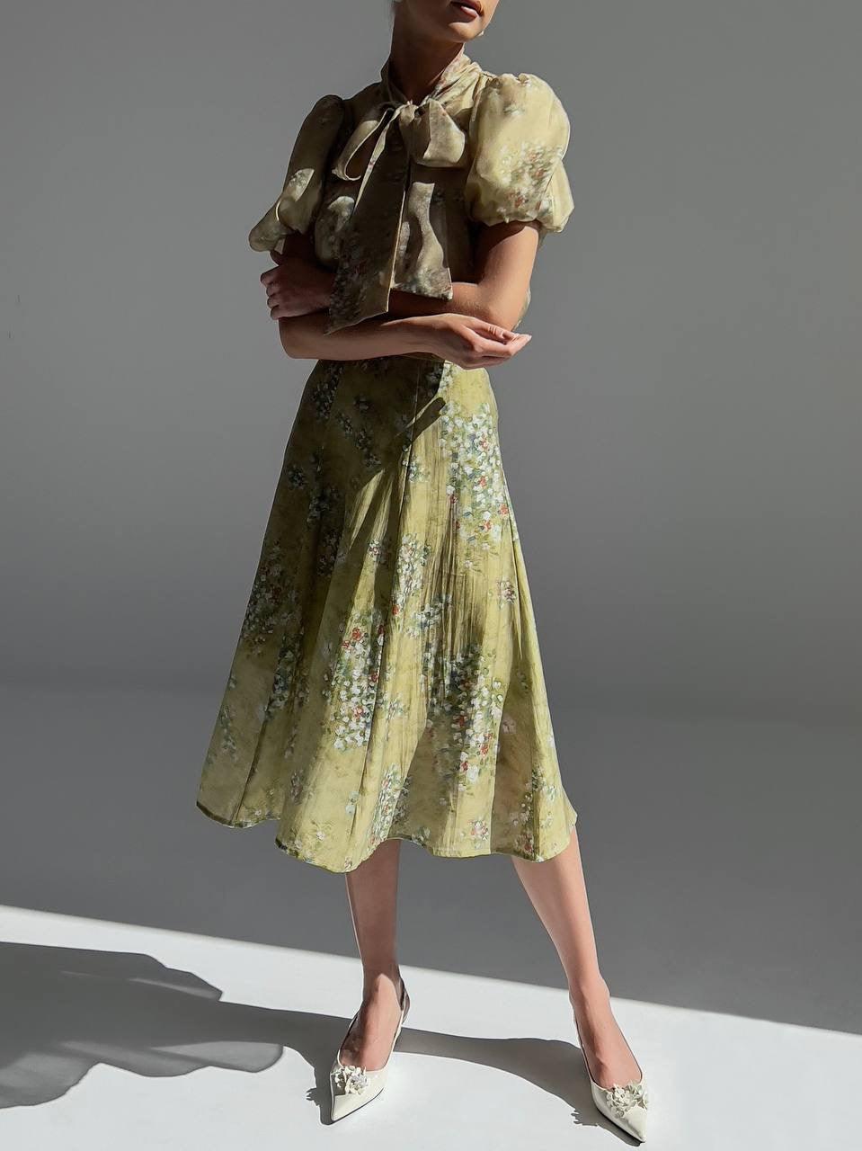 Elegant Floral Midi Suit - Maelle Paris