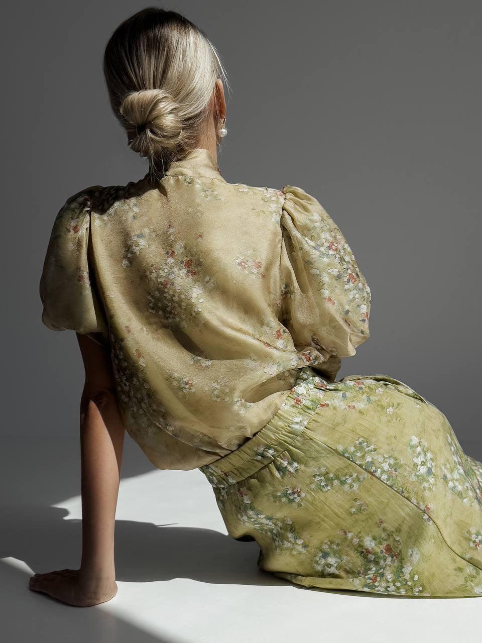 Elegant Floral Midi Suit - Maelle Paris