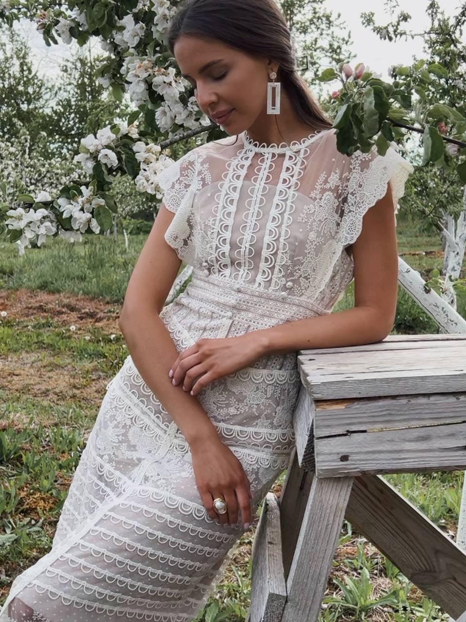 Elegant Lace Midi Dress - Maelle Paris