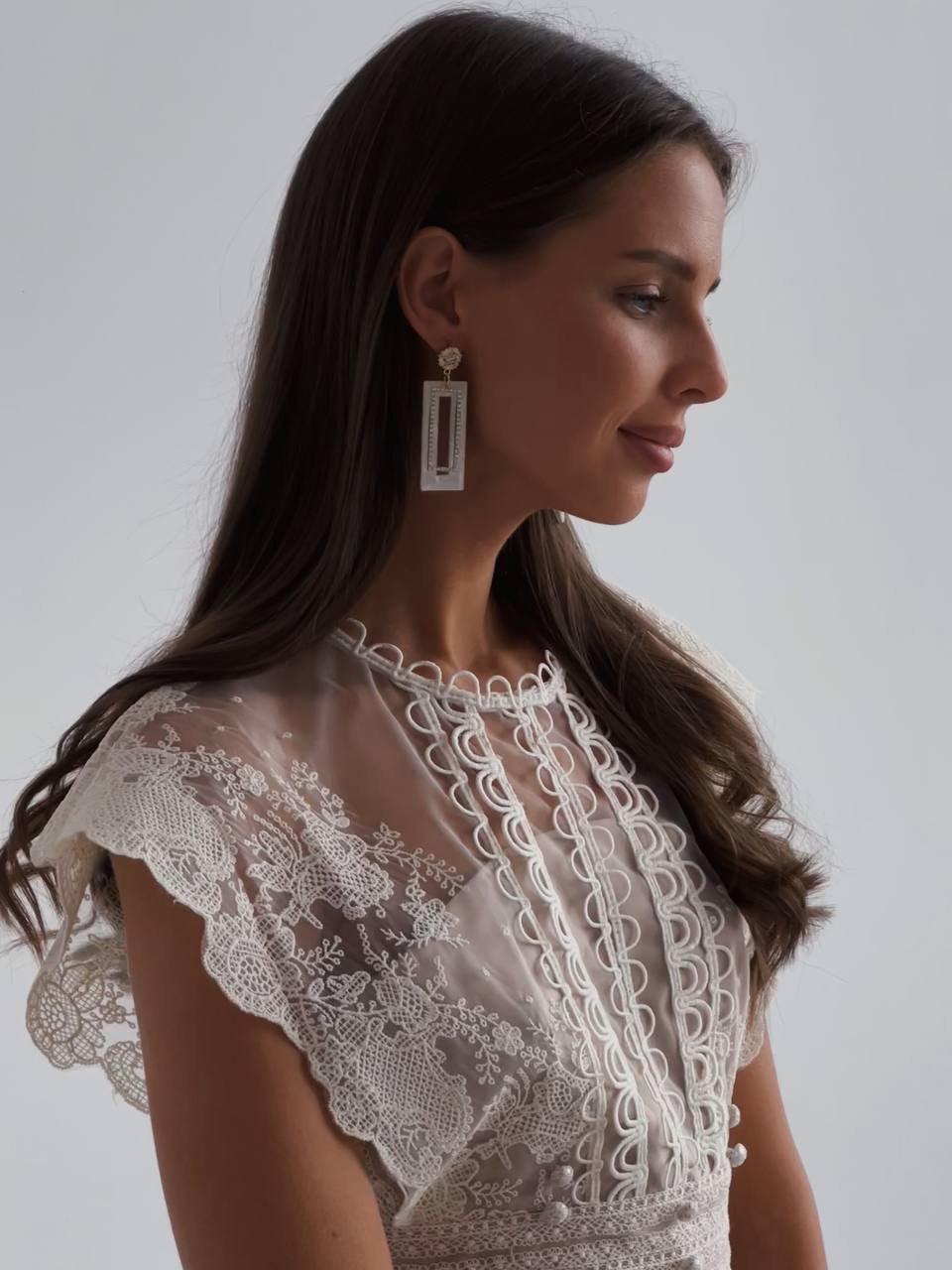 Elegant Lace Midi Dress - Maelle Paris