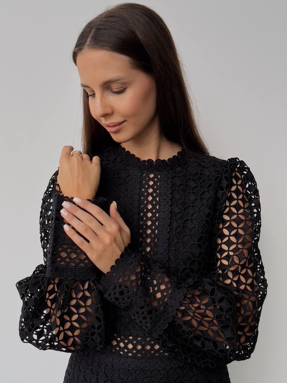 Elegant Black Lace Dress - Maelle Paris