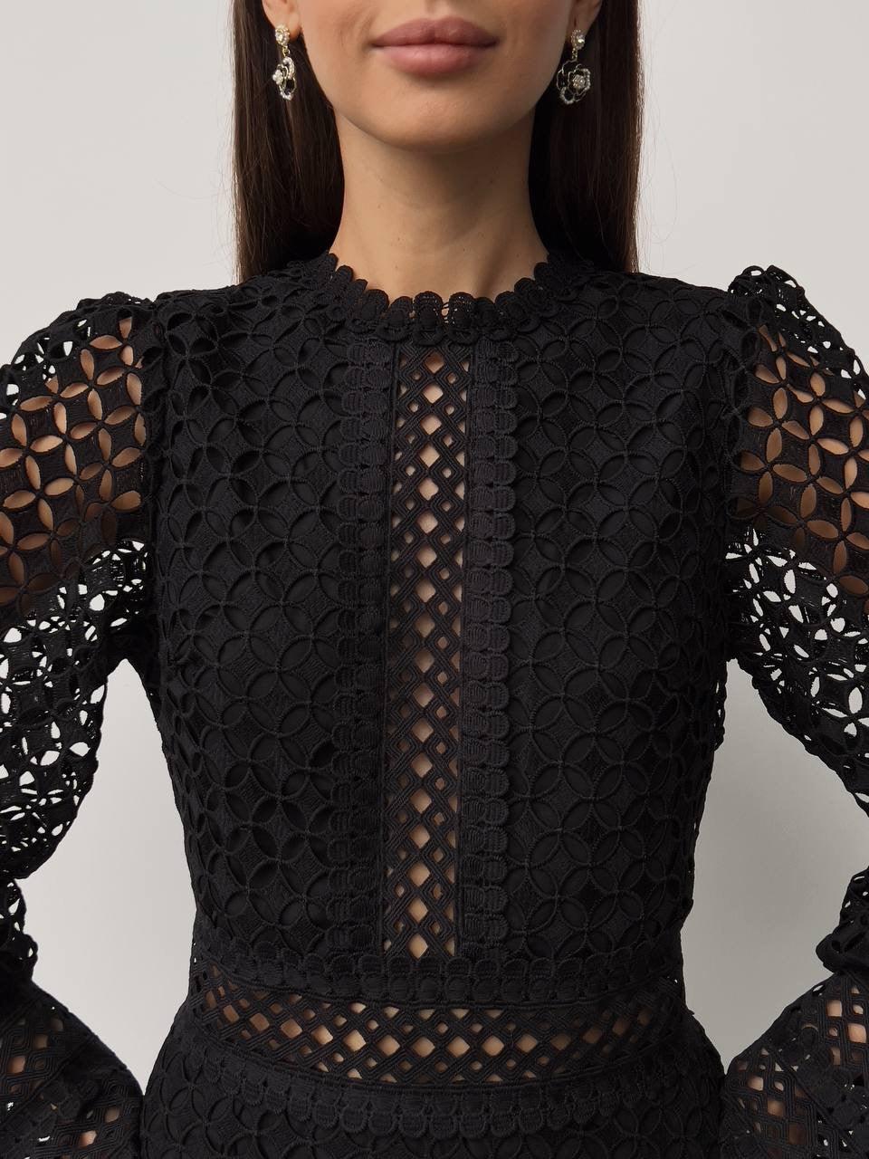 Elegant Black Lace Dress - Maelle Paris