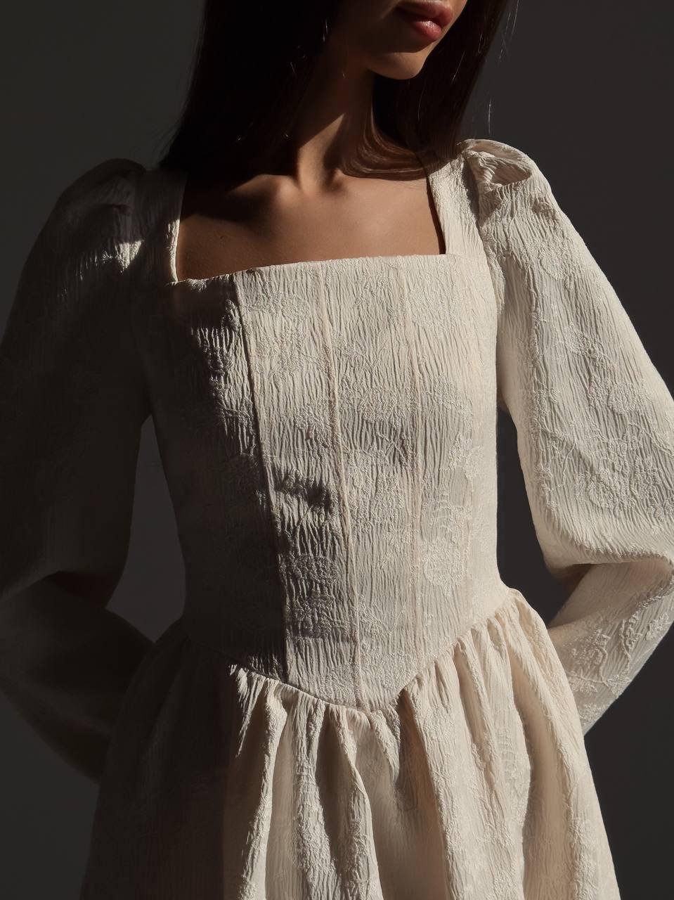 Elegant Square Neck Midi Dress - Maelle Paris