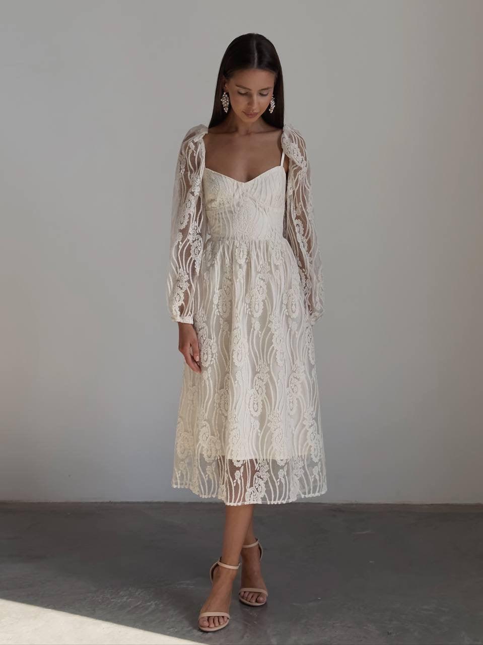 Elegant Stylish Lace Midi Dress - Maelle Paris