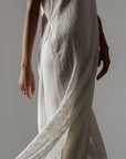 Elegantes weißes Maxikleid
