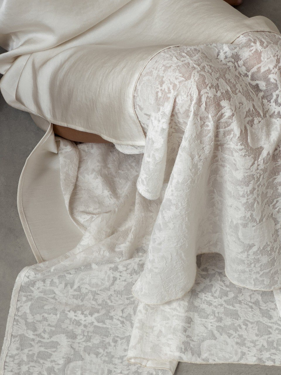 Elegantes weißes Maxikleid