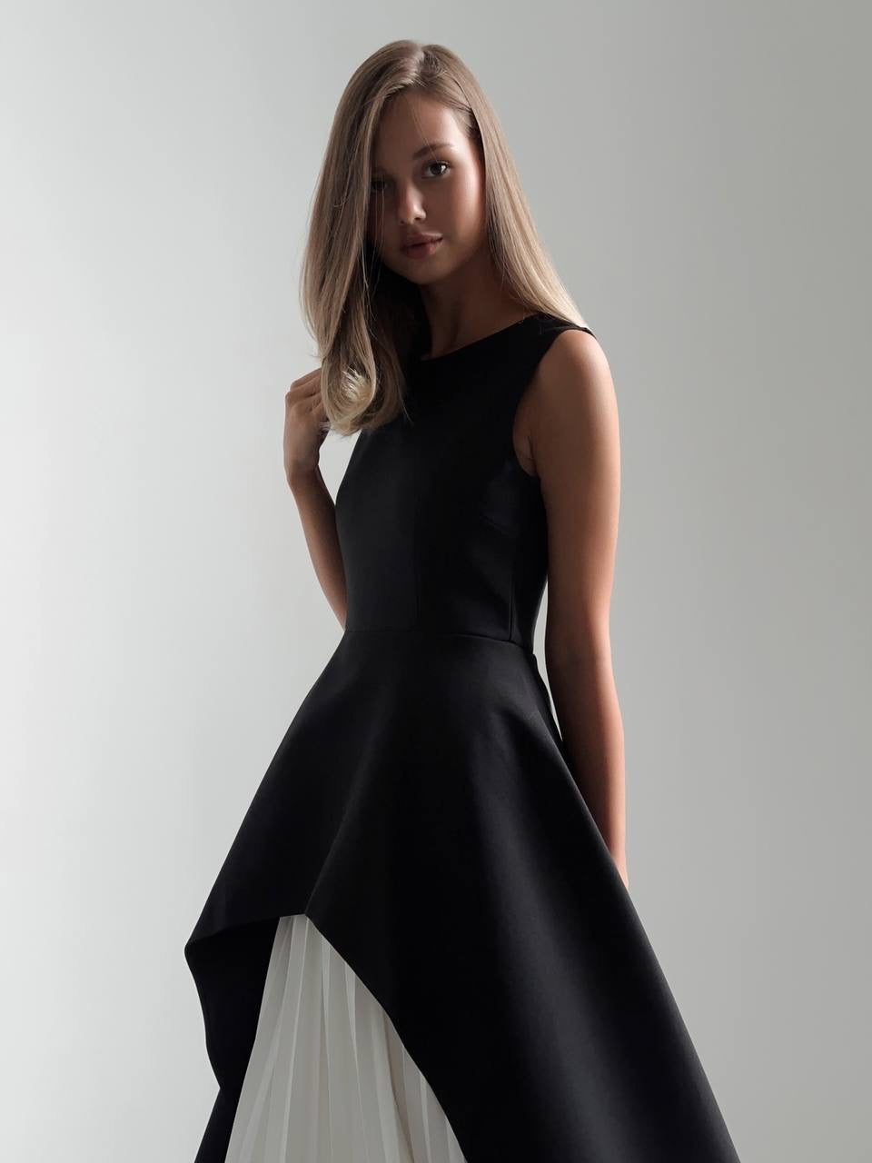 Vestido asimétrico negro