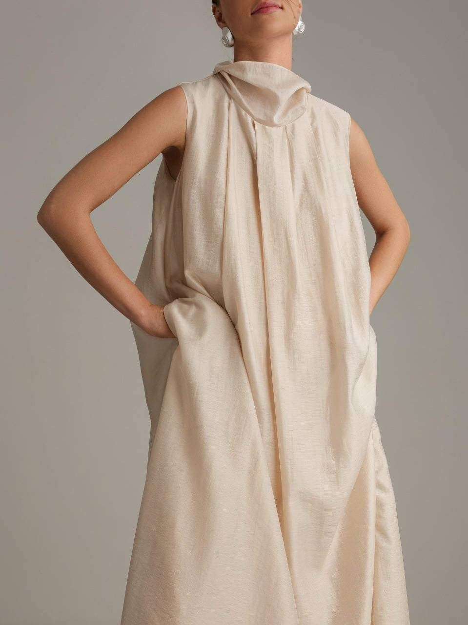 Drapiertes Midikleid Sculpture
