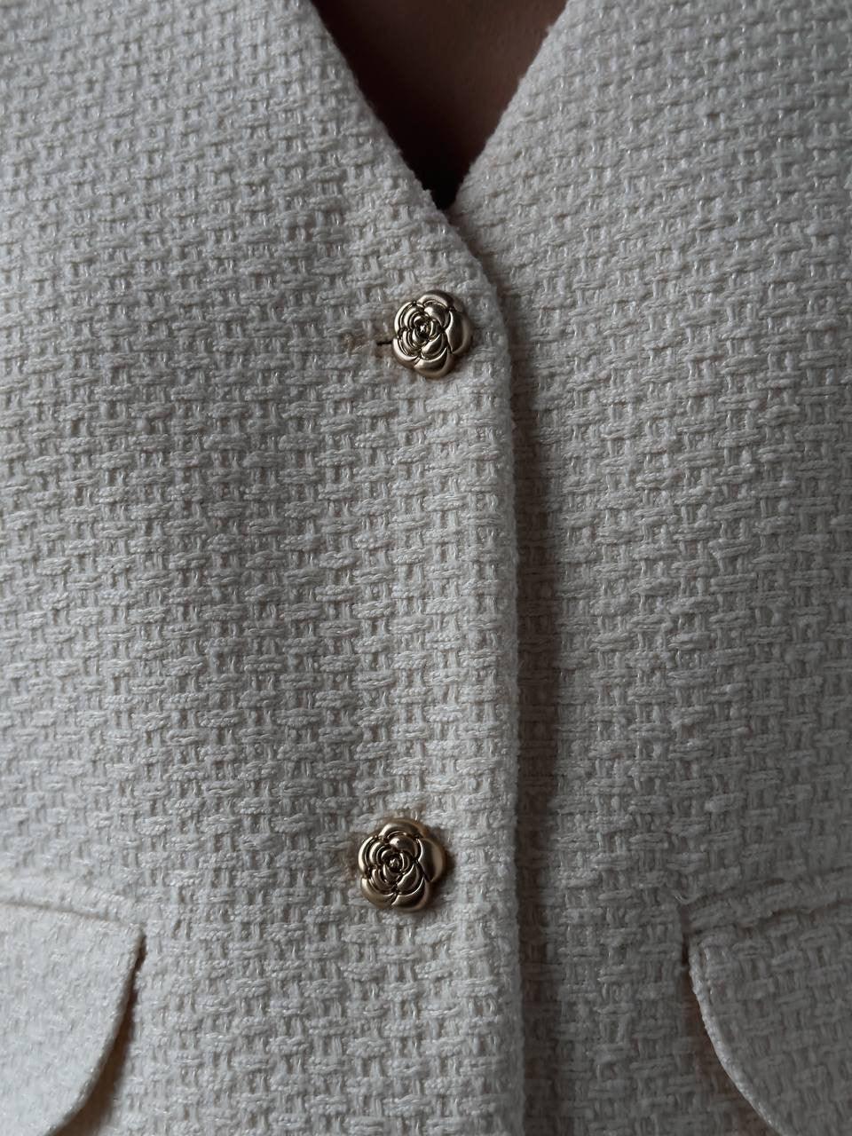 Elegant Beige Tweed Jacket - Maelle Paris