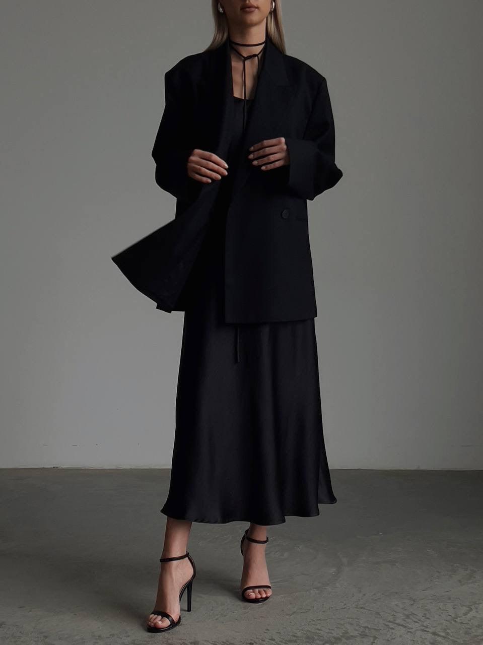 Elegant Black Oversize Jacket - Maelle Paris