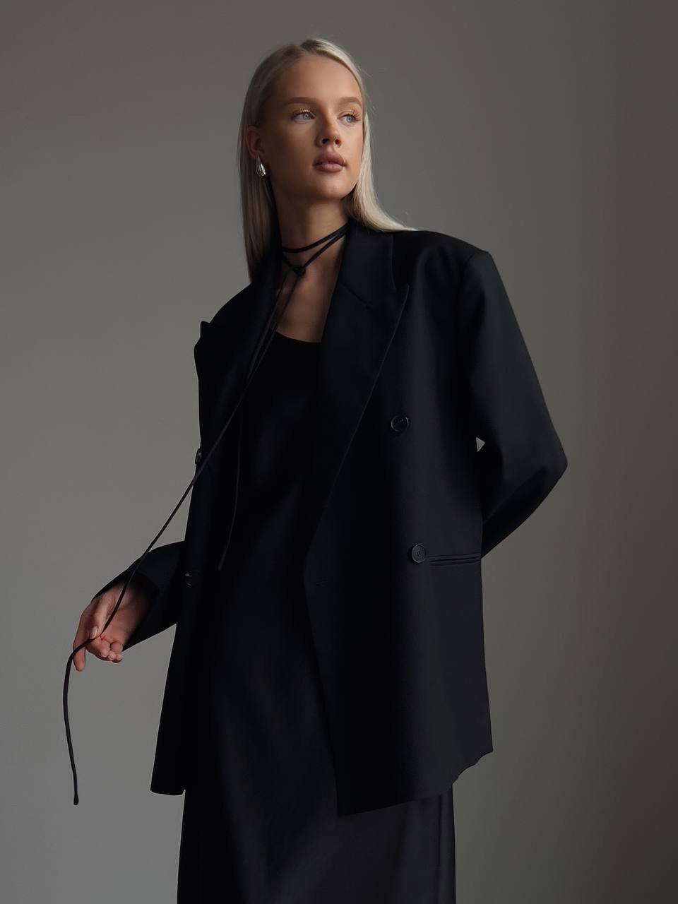 Elegant Black Oversize Jacket - Maelle Paris