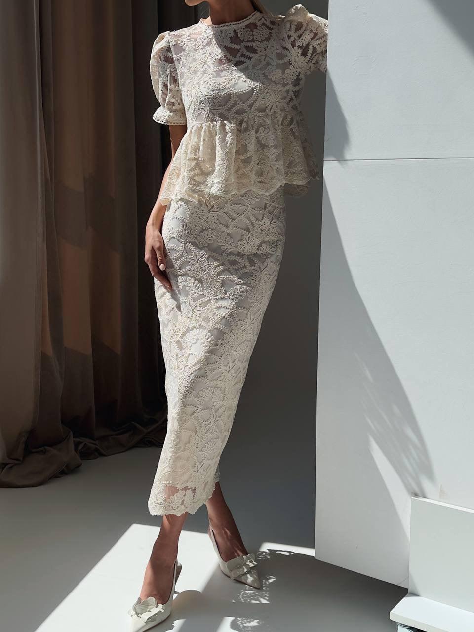 Elegant Lace Midi Suit - Maelle Paris