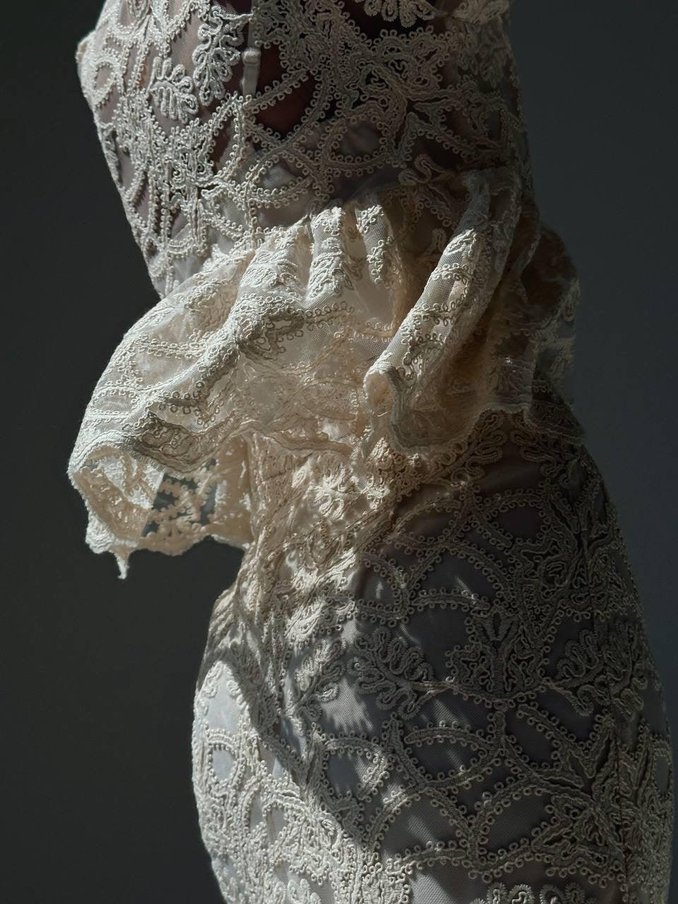 Elegant Lace Midi Suit - Maelle Paris