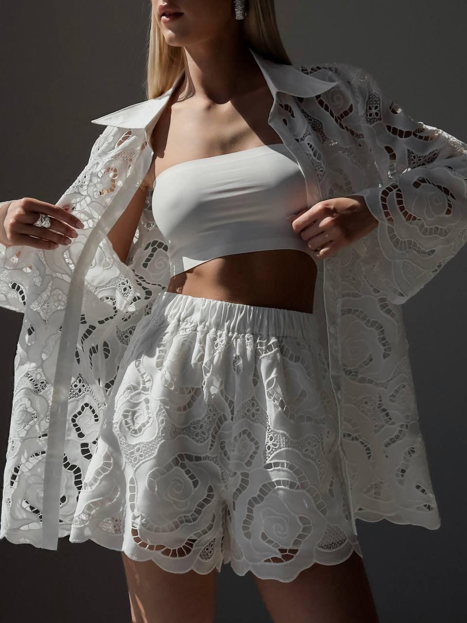 Elegant White Lace Suit - Maelle Paris