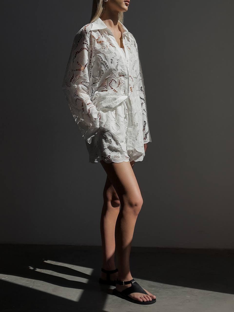 Elegant White Lace Suit - Maelle Paris