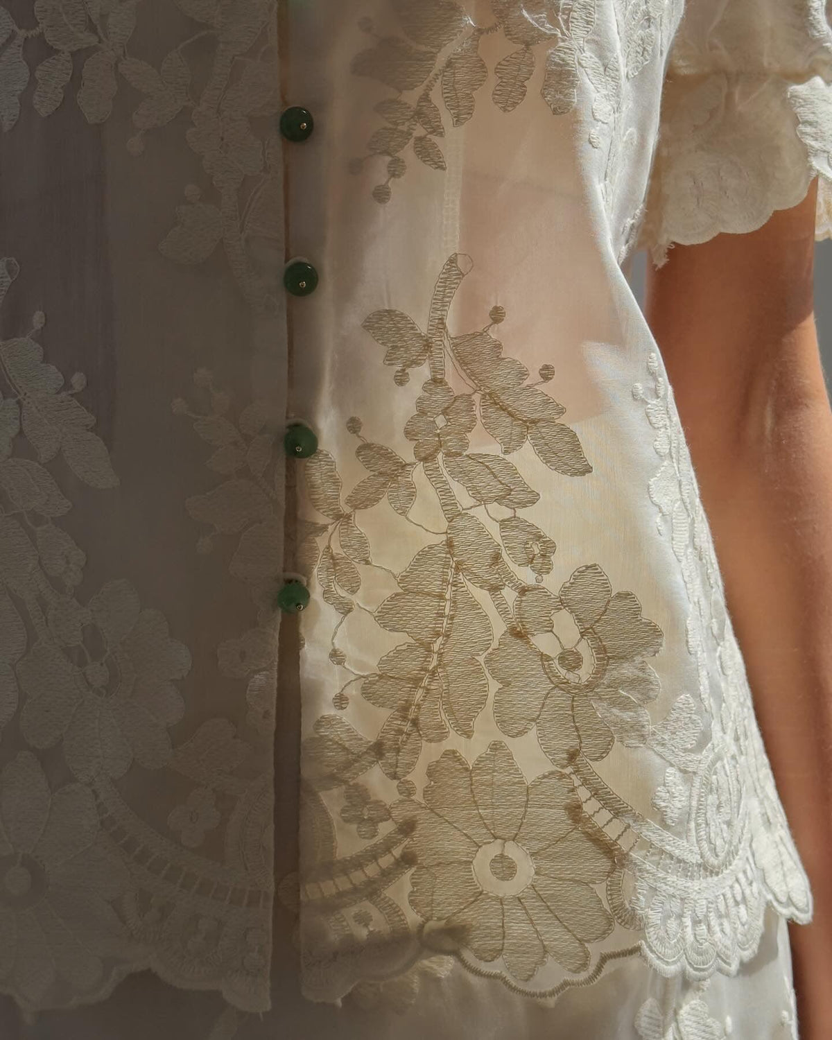 Elegant White Lace Detail Suit - Maelle Paris