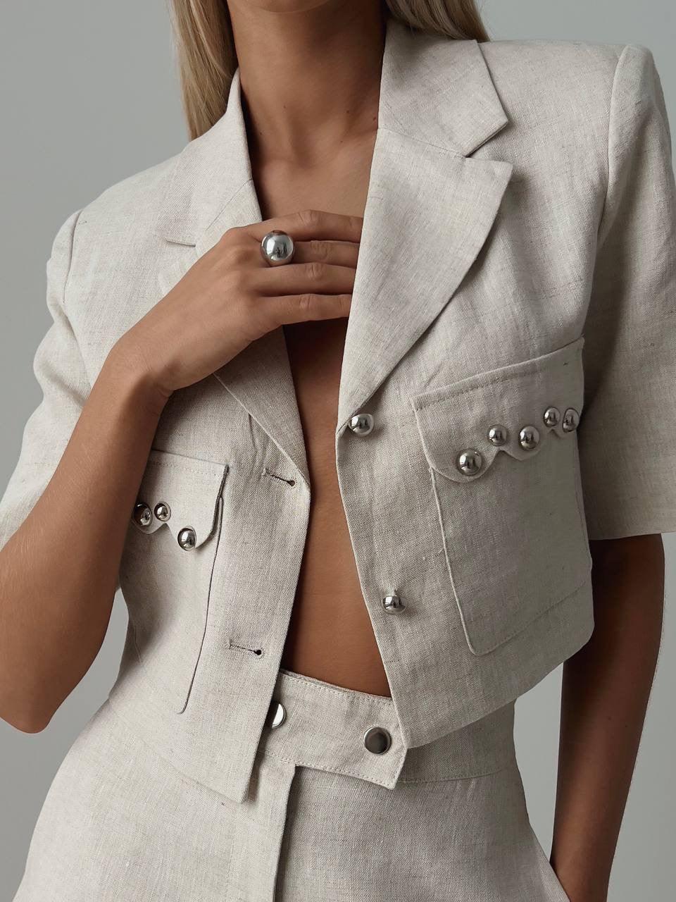 Elegant Beige Short Suit - Maelle Paris
