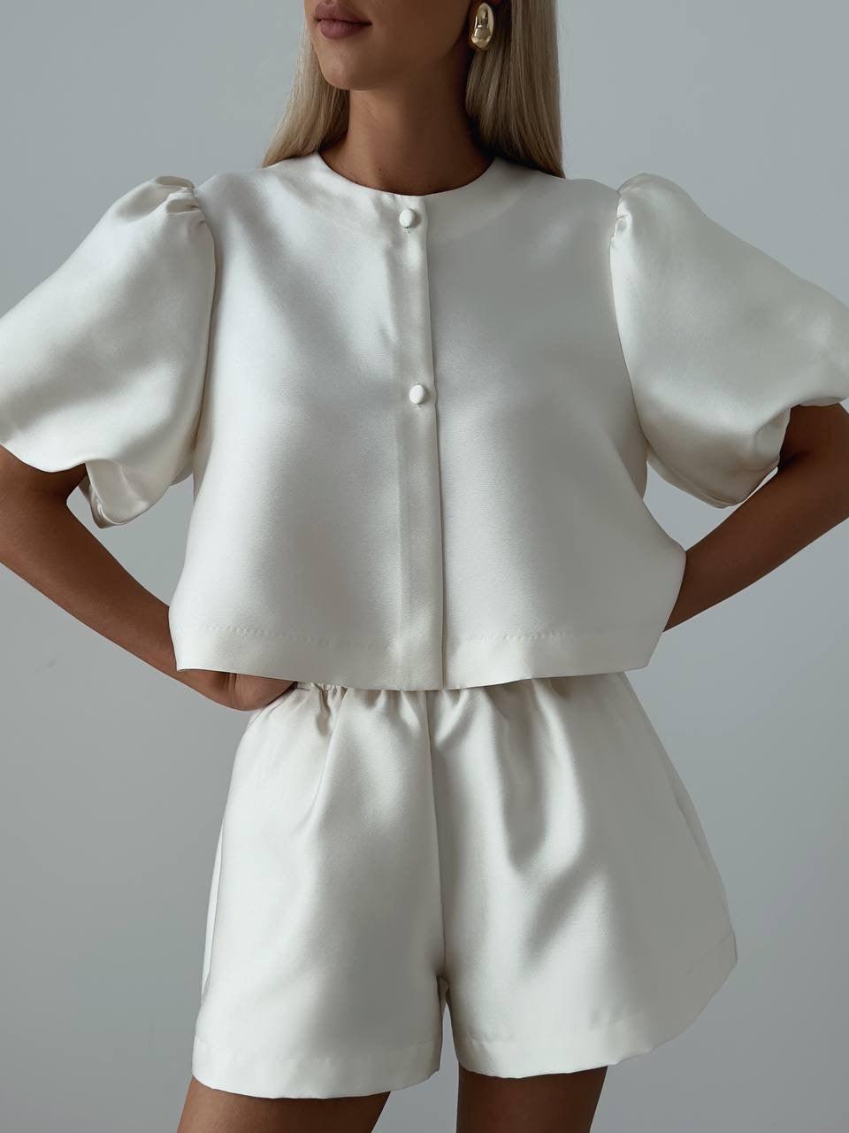 Elegant White Two-Piece Suit - Maelle Paris